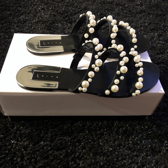 leith sandals pearl